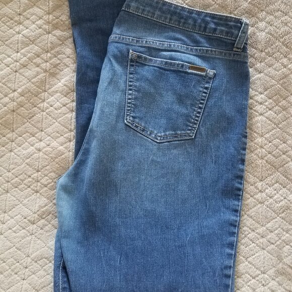 J. Lo Jennifer Lopez Jeans - Picture 4 of 4